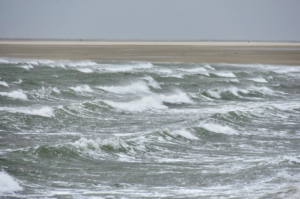 Weersverwachting vrijdag: onstuimige weer houdt aan