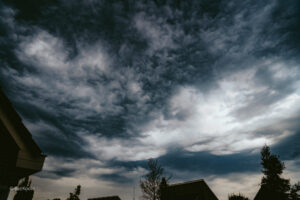 Weersverwachting maandag: Veel wolken, soms wat lichte regen